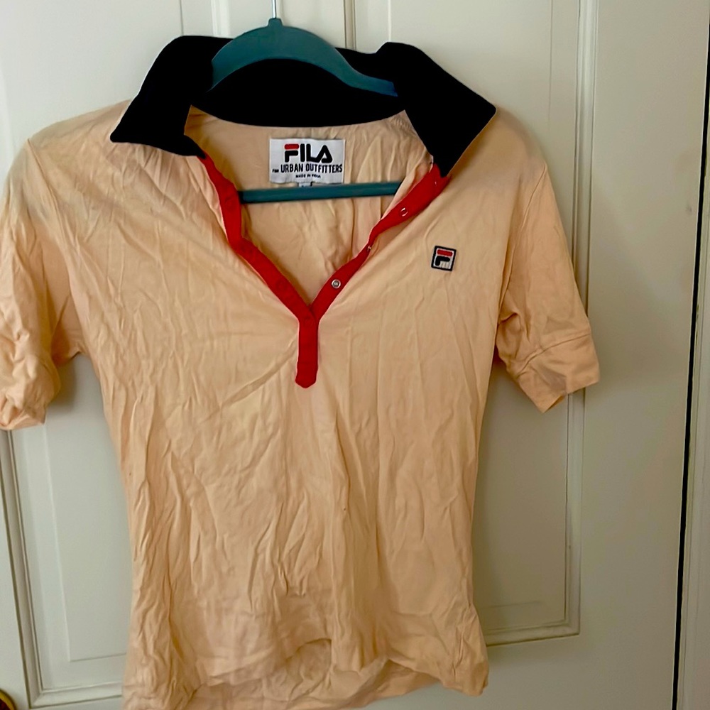 Tennis shirt